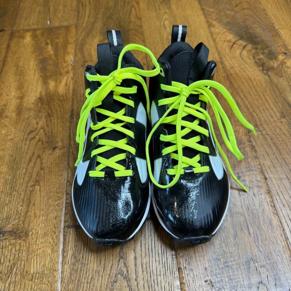 Under Armour UA Crusher Jr Baseball/Football Cleats Black White Youth Size 1Y - Picture 2 of 6